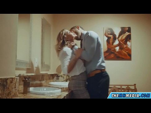 ❤️ Кад те прсата плавуша заведе у јавном тоалету ❤❌ Квалитет порно код нас sr.pornsos-com.ru